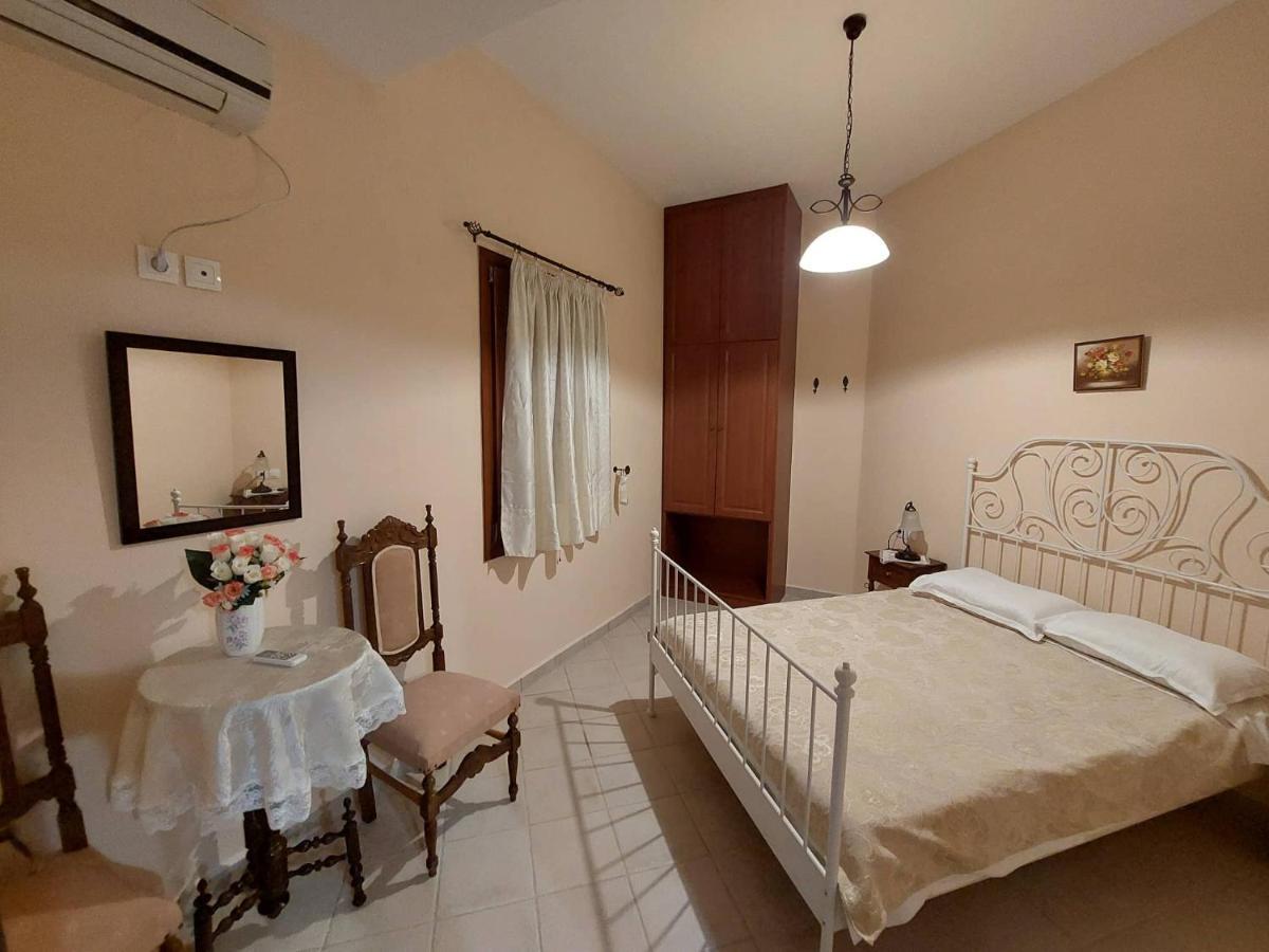Villas El Paradiso Kouroupi 外观 照片