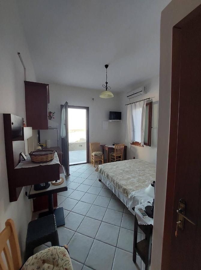 Villas El Paradiso Kouroupi 外观 照片