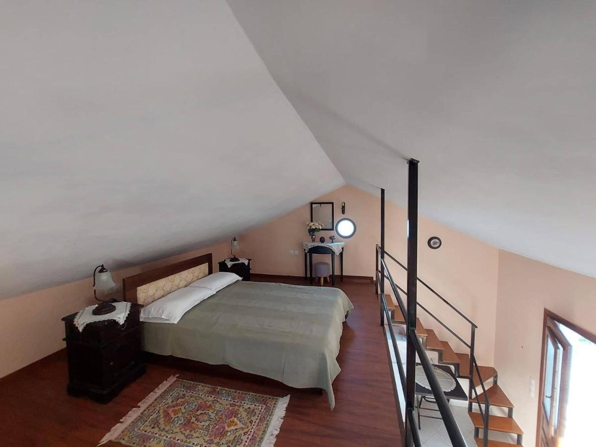 Villas El Paradiso Kouroupi 外观 照片